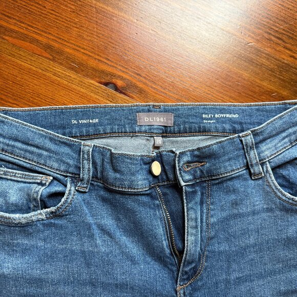 DL 1961 Riley Boyfriend Jeans - Picture 1 of 2